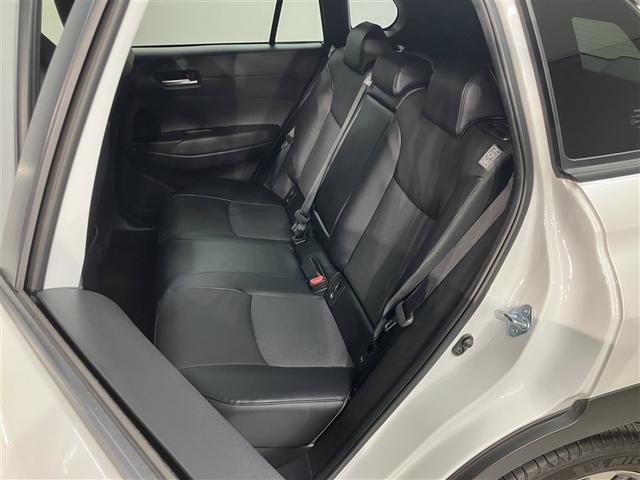 �f�U�C���̗ǂ������z�C�[���L���b�v�𑕒����Ă��܂��B�e��ЊO�A���~�z�C�[����X�^�b�h���X�^�C�����戵�����Ă���܂��B���񂲑��k����������