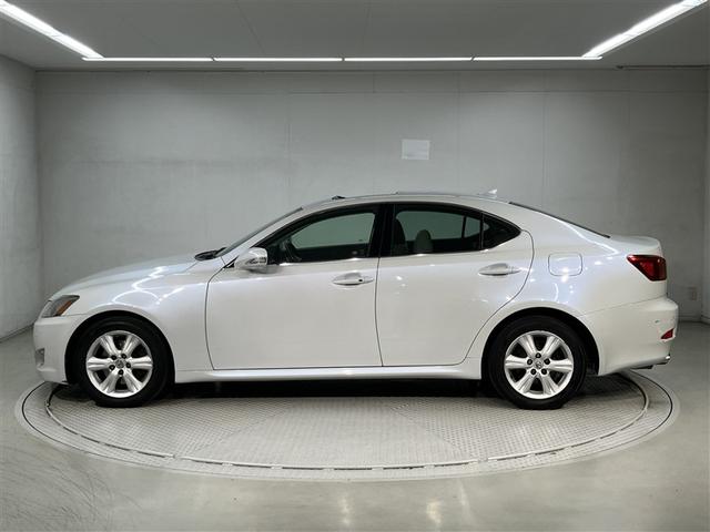 ＩＳ ＩＳ２５０　地デジチューナー　スマートキー＆プッシュスタート　電動パワーシート　キーレス　サイドエアバック　ＴＶナビ　ドラレコ　オ－トエアコン　ＡＢＳ　オートクルーズコントロール　ＤＶＤ　パワーウインドウ　ＤＳＣ（2枚目）