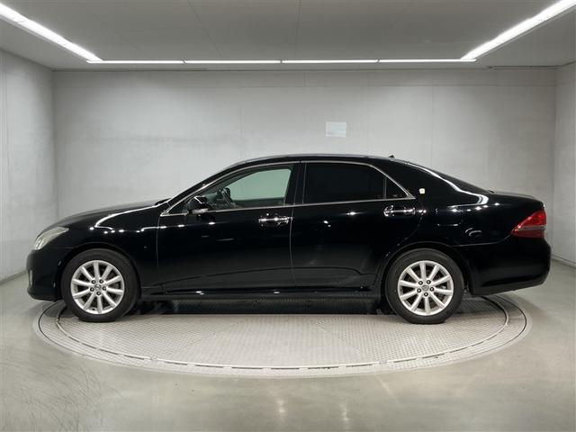 クラウン ロイヤルサルーン　ナビパッケージ　スマキー　運転席エアバッグ　エアコン　アルミホイール　クルコン　パワーステアリング　ＥＴＣ　パワーシート　ＤＶＤ　ＡＢＳ　ＨＤＤナビ　助手席エアバッグ　キーレス　ナビＴＶ　パワーウィンドウ（2枚目）