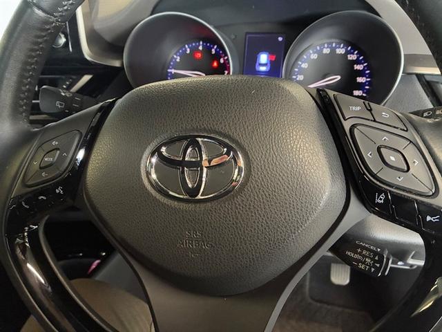 Ｃ－ＨＲ Ｇ－Ｔ　衝突被害軽減ブレーキ　フルセグ地デジ　ＬＥＤヘッドランプ　盗難防止システム　アルミホイール　オートクルーズコントロール　メモリーナビ　ミュージックプレイヤー接続可　バックカメラ　ドラレコ　ＥＴＣ車載器（11枚目）