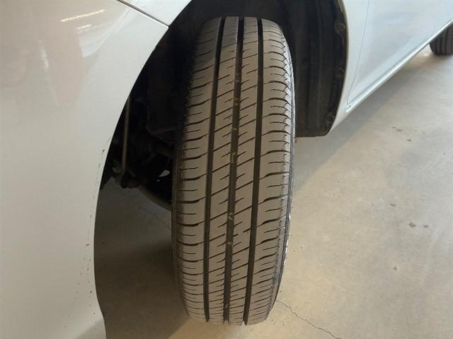 カローラフィールダー ＥＸ　衝突回避システム　イモビライザー　ワンセグＴＶ　横滑り防止装置　ＡＵＸ　パワーウィンドウ　エアコン　パワーステアリング　エアバッグ　４ＷＤ　メモリーナビ　ＡＢＳ　ＥＴＣ　ドラレコ（14枚目）