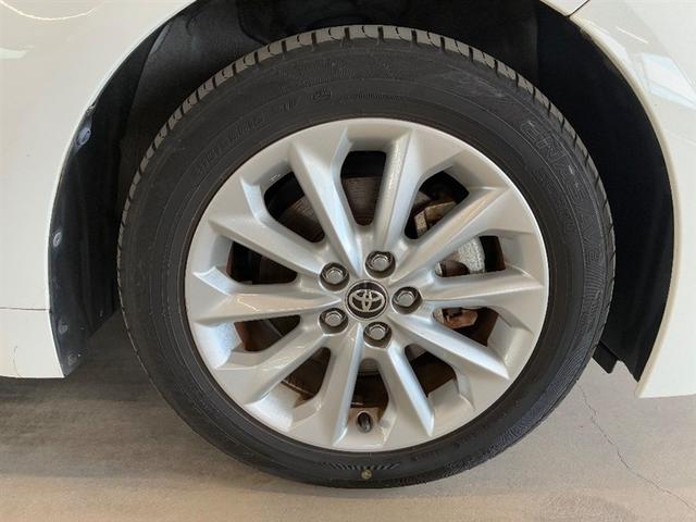 カローラ ハイブリッド　Ｓ　スマートキ　横滑り防止機能　ＬＥＤヘッドライト　ミュージックプレイヤー接続可　盗難防止装置　キーレス　オートエアコン　クルコン　リヤカメラ　メモリナビ　フルセグ　パワーステアリング　ＡＷ　ＡＢＳ（14枚目）