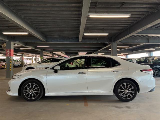 カムリ Ｇ　ＥＳＣ　リヤカメラ　パワーウィンドウ　オ－トエアコン　パワステ　地デジ　運転席Ｐシート　エアバッグ　ＬＥＤヘットライト　ＡＢＳ　スマートキープッシュスタート　ＥＴＣ車載器　ドラレコ付き　ＴＶナビ（4枚目）