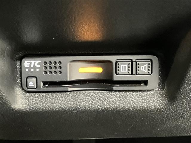 シャトル ハイブリッドＸ　ホンダセンシング　純正アルミホイール　メモリーナビ　ワンオーナー　ドライブレコーダー　ＥＴＣ　車検整備（8枚目）