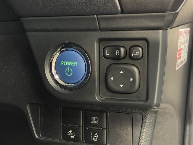 カローラフィールダー ハイブリッドＧ　スマートエントリー　ＬＥＤ　助手席エアバック　フルセグ地デジＴＶ　エアバック　メディアプレイヤー接続　カーテンエアバッグ　ＤＶＤ視聴可　ワイヤレスキー　盗難防止　パワーウィンド　横滑防止装置　ＡＡＣ（9枚目）