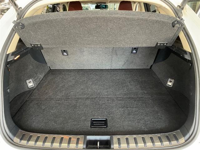 ＮＸ ＮＸ３００ｈ　バージョンＬ　ハーフレザー　電動パワーシート　地デジ　ＡＵＸ　エアコン　ナビ＆ＴＶ　ＬＥＤライト　Ｂカメラ　アルミ　エアバッグ　ＡＢＳ　横滑り防止機能　キーレス　ＥＴＣ　スマートキー　メモリーナビ　盗難防止装置（13枚目）