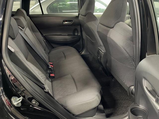 カローラクロス ハイブリッド　Ｓ　ＴＶ　ＬＥＤライト　フルセグＴＶ　アルミホイール　クルーズコントロール　スマートキー　ＥＴＣ　イモビ　リヤカメラ　衝突防止ブレーキ（12枚目）