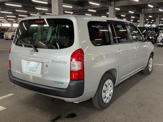 プロボックス Ｆ　ワンセグＴＶ　リモコンキー　プリクラ　ＰＳ　ミュージックプレイヤー接続可　横滑り防止機能　アイドリングストップ　ＥＴＣ　盗難防止装置　エアバック　ＡＢＳ　メモリーナビ　オートエアコン　ダブルエアバック（2枚目）