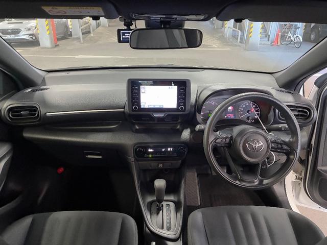 ヤリス ハイブリッドＸ　カーテンエアバッグ　ＡＢＳ　Ｗエアバック　エアバック　パワーステアリング（5枚目）