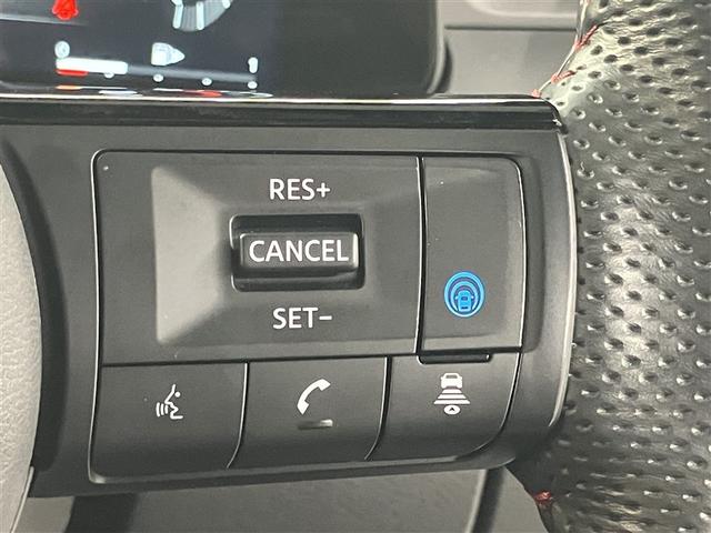 オーラ ニスモ　アラウンドビューモニター　ＥＴＣ２．０　デジタルインナーミラー　エマージェンシーブレーキ　走行１０００３ｋｍ（12枚目）