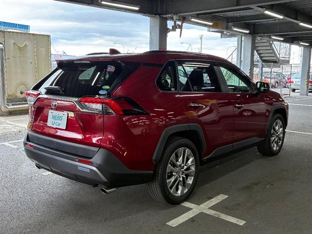 RAV4 G Zパッケージ ダブルサンルーフ 横滑り防止 キーレスエントリー 地デジ スマキー クルコン ETC付 リヤカメラ 助手席エアバッグ アルミ LEDランプ オートエアコン 盗難防止システム メモリ-ナビ エアバッグ(2枚目)
