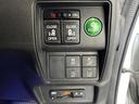 オデッセイ アブソルート・２０ｔｈアニバーサリー　ＬＥＤライト　クルコン　パワーシート　３列シート　バックカメラ　４ＷＤ　ウォークスルー　スマキー　フルセグＴＶ　メモリーナビ　衝突軽減ブレーキ　ＤＶＤ　ＥＴＣ車載器　Ｗパワスラ（7枚目）