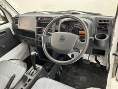 ご希望のお車をご確認していただき、ご購入に関する事、保険、乗換、下取り等何でもご相談下さい。 6