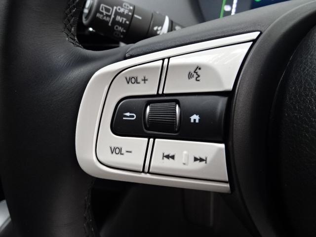 フィット e:HEVホーム 当社デモカー HondaSENSING メモリーナビ 全周囲カメラ BSI LEDライト ETC2.0 USB Bluetooth パーキングセンサー フルセグTV Bluetooth USB 禁煙(5枚目)