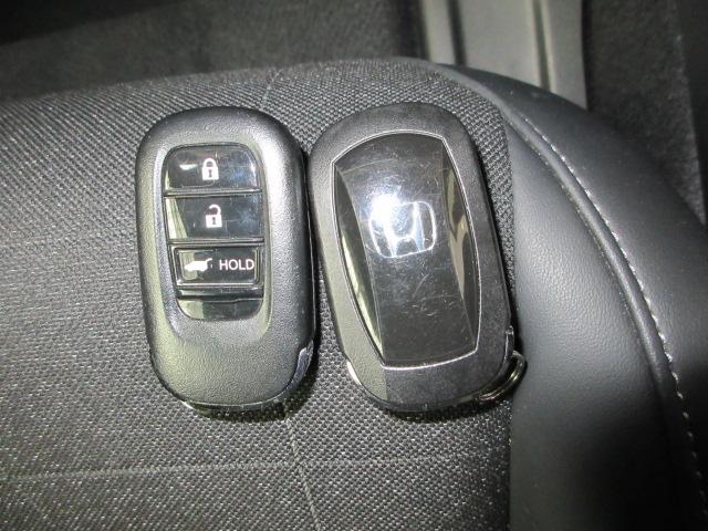 ヴェゼル e:HEVZ 前後ドラレコETC2.0メモリーナビリアカメラテールゲートスポイラードアバイザーワンオーナー シートヒーター フルセグTV DVD CD Bluetooth パーキングセンサー LDA 1オナ スマキ(18枚目)