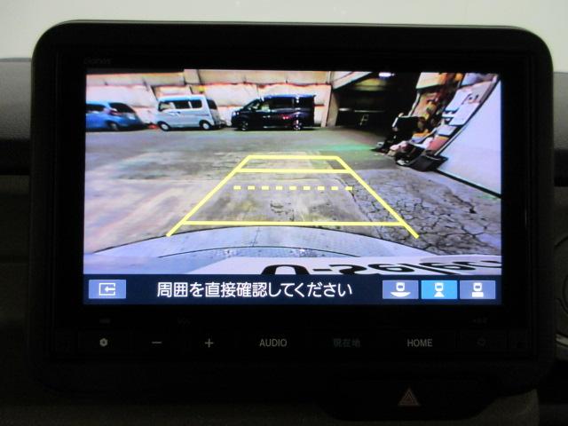 バックカメラの画像です。ガイドラインがスムースな車庫入れをサポートいたします！車庫入れの安心感がアップしますね☆