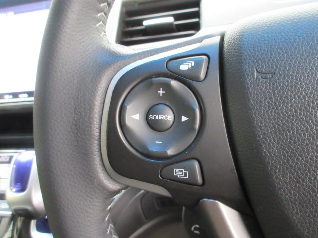 フリードハイブリッド ハイブリッド・ＥＸ　メモリーナビ　リアカメラ　ＥＴＣ　ドアバイザー　ＨｏｎｄａＳＥＮＳＩＮＧ　両側電動スライドドア　フルセグＴＶ　Ｂｌｕｅｔｏｏｔｈ　ＣＤ　ＤＶＤ　サイドカーテンエアバッグ　シートヒーター　純正アルミ（7枚目）