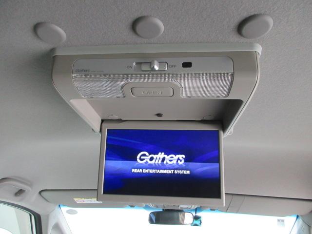 ステップワゴンスパーダ スパーダホンダセンシング　７人　メモリーナビ　リアカメラ　Ｂｌｕｅｔｏｏｔｈ　両側電動スライドドア　ＥＴＣ　パドルシフト　純正アルミ　ＬＥＤヘッドライト　オートライト　ワンオーナー　フルセグＴＶ　ＣＤ　ＳＤ　ＤＶＤ　禁煙（8枚目）