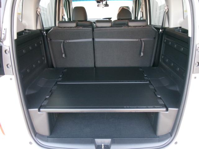 フリード＋ハイブリッド ハイブリッド・クロスターホンダセンシング　メモリーナビ　ＥＴＣ　ドラレコ　ワンオーナー　４ＷＤ　両側電動スライド　シートヒーター　ＬＥＤライト　フォグランプ　フルセグＴＶ　ＤＶＤ　ＣＤ　Ｂｌｕｅｔｏｏｔｈ　１５インチ純正アルミ　レーンキープ（18枚目）