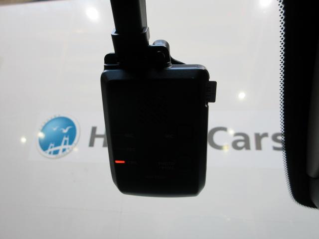 ＺＲ－Ｖ ｅ：ＨＥＶＺ　当社デモカー　ドラレコ　ＥＴＣ２．０　シートヒーター　メモリーナビ　全周囲カメラ　テールゲートスポイラー　パーキングセンサー　サイドカーテンエアバッグ　ブラインドスポット　フルセグＴＶ　ホンダコネクト（5枚目）