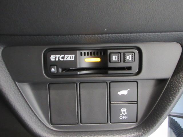 ＺＲ－Ｖ ｅ：ＨＥＶＺ　当社デモカー　ドラレコ　ＥＴＣ２．０　シートヒーター　メモリーナビ　全周囲カメラ　テールゲートスポイラー　パーキングセンサー　サイドカーテンエアバッグ　ブラインドスポット　フルセグＴＶ　ホンダコネクト（6枚目）