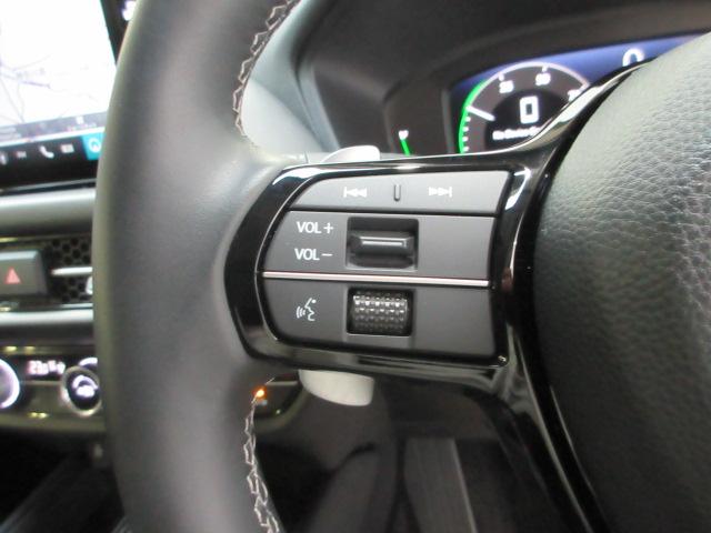 ＺＲ－Ｖ ｅ：ＨＥＶＺ　当社デモカー　ドラレコ　ＥＴＣ２．０　シートヒーター　メモリーナビ　全周囲カメラ　テールゲートスポイラー　パーキングセンサー　サイドカーテンエアバッグ　ブラインドスポット　フルセグＴＶ　ホンダコネクト（7枚目）