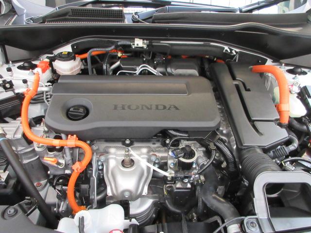 ＺＲ－Ｖ ｅ：ＨＥＶＺ　当社デモカー　ドラレコ　ＥＴＣ２．０　シートヒーター　メモリーナビ　全周囲カメラ　テールゲートスポイラー　パーキングセンサー　サイドカーテンエアバッグ　ブラインドスポット　フルセグＴＶ　ホンダコネクト（18枚目）