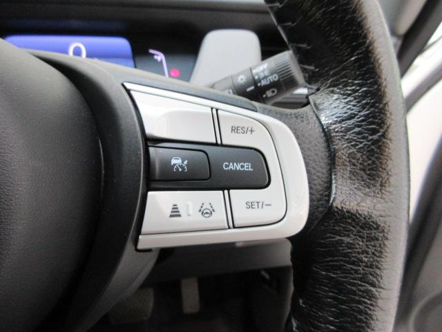 フィット e:HEVクロスター HondaSENSING 前後ドラレコ メモリーナビ リヤカメラ フルセグTV ETC 純正アルミホイール ワンオーナー 禁煙 フルセグTV Bluetooth DVD CD USB フォグランプ(9枚目)