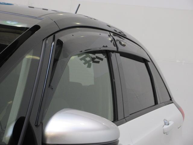 フィット e:HEVクロスター HondaSENSING 前後ドラレコ メモリーナビ リヤカメラ フルセグTV ETC 純正アルミホイール ワンオーナー 禁煙 フルセグTV Bluetooth DVD CD USB フォグランプ(27枚目)
