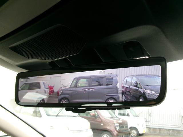 レヴォーグ ＳＴＩスポーツＥＸ　ワンオーナー　ドラレコ　１１．６インチナビ　前後シートヒーター　ＥＴＣ　アイサイト　１８インチ純正アルミ　フルセグＴＶ　全方位カメラ　電動シート　電動テールゲート　オートライト　禁煙　ＳＴＩ　フォグ（7枚目）