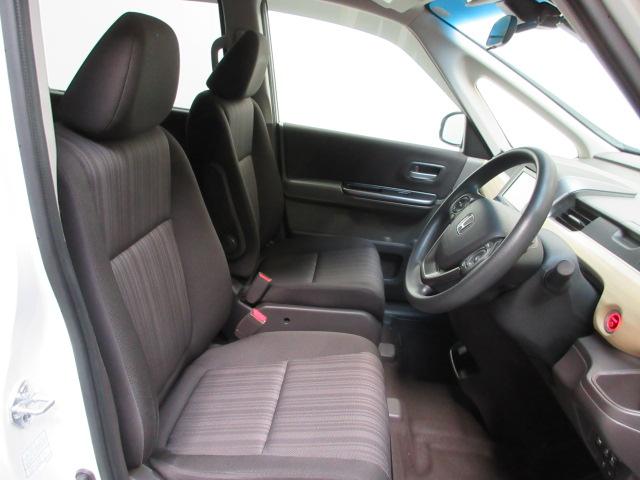 フリードハイブリッド ハイブリッド・Ｇホンダセンシング　７人　純正ドラレコ　ＥＴＣ　メモリーナビ　リアカメラ　両側電動スライドドア　ホンダセンシング　ワンオーナー　フルセグＴＶ　Ｂｌｕｅｔｏｏｔｈ　ＤＶＤ　ＣＤ　禁煙車　ＬＥＤライト　オートライト　ＬＫＡＳ（22枚目）