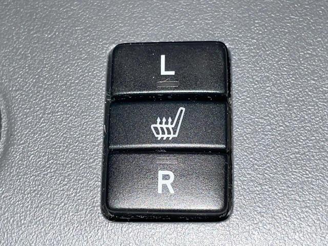 プリウス G LEDエディション バックカメラ 禁煙車 レザーシート シートヒーター スマートキー LEDヘッド ビルトインETC クルコン オートライト オートエアコン 純正15インチアルミ Bluetooth CD 地デジ(5枚目)