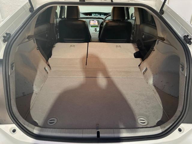 プリウス G LEDエディション バックカメラ 禁煙車 レザーシート シートヒーター スマートキー LEDヘッド ビルトインETC クルコン オートライト オートエアコン 純正15インチアルミ Bluetooth CD 地デジ(10枚目)