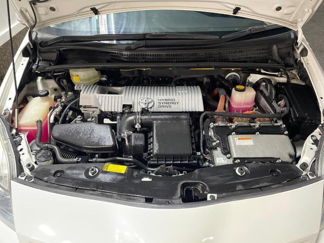 プリウス G LEDエディション バックカメラ 禁煙車 レザーシート シートヒーター スマートキー LEDヘッド ビルトインETC クルコン オートライト オートエアコン 純正15インチアルミ Bluetooth CD 地デジ(18枚目)