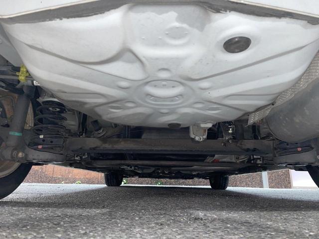 プリウス G LEDエディション バックカメラ 禁煙車 レザーシート シートヒーター スマートキー LEDヘッド ビルトインETC クルコン オートライト オートエアコン 純正15インチアルミ Bluetooth CD 地デジ(19枚目)