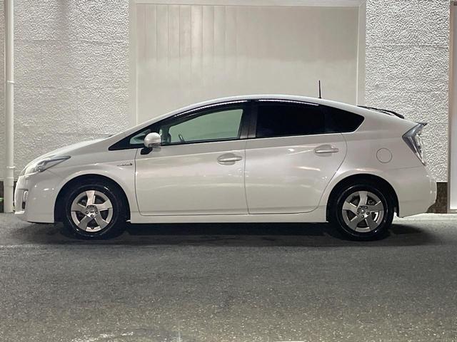 プリウス G LEDエディション バックカメラ 禁煙車 レザーシート シートヒーター スマートキー LEDヘッド ビルトインETC クルコン オートライト オートエアコン 純正15インチアルミ Bluetooth CD 地デジ(46枚目)