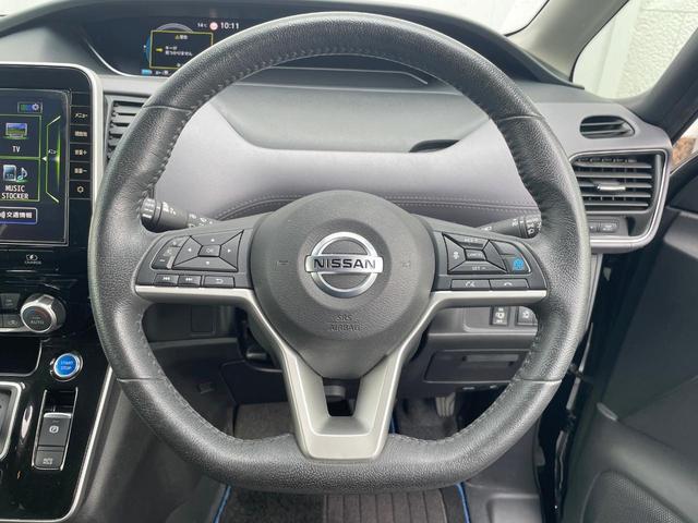 セレナ e-パワー ハイウェイスターV 両側電動スライドドア 純正SDナビ バックカメラ プロパイロット 禁煙車 ドラレコ コーナーセンサー スマートキー LEDヘッド ビルトインETC 車線逸脱警報 オートライト 電格ミラー(12枚目)