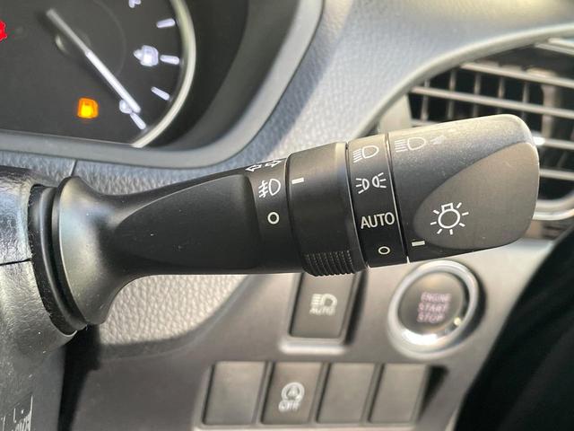 エスクァイア Gi 両側電動ドア 純正オプションSDナビ バックカメラ 禁煙車 ドラレコ スマートキー LEDヘッド ビルトインETC クルコン オートハイビーム オートライト オートエアコン 純正15インチアルミ(25枚目)