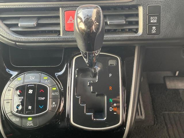 エスクァイア Gi 両側電動ドア 純正オプションSDナビ バックカメラ 禁煙車 ドラレコ スマートキー LEDヘッド ビルトインETC クルコン オートハイビーム オートライト オートエアコン 純正15インチアルミ(30枚目)