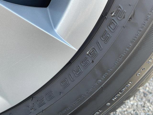 ヤリスクロス Ｘ　バックカメラ　衝突被害軽減システム　レーダークルーズ　禁煙車　ドラレコ　コーナーセンサー　スマートキー　ＥＴＣ　純正１６インチアルミ　オートライト　オートエアコン　Ｂｌｕｅｔｏｏｔｈ（33枚目）