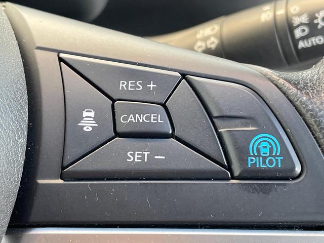 セレナ ハイウェイスター プロパイロットエディション 両側電動ドア 純正SDナビ バックカメラ 衝突被害軽減システム 禁煙車 ドラレコ コーナーセンサー スマートキー LEDヘッド ビルトインETC 純正16インチアルミ 車線逸脱警報 オートライト(5枚目)