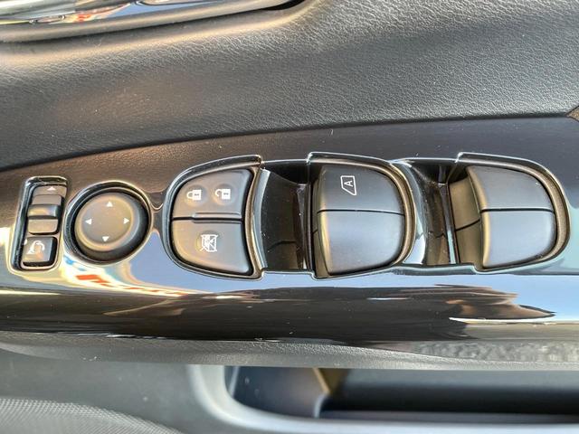 セレナ ハイウェイスター プロパイロットエディション 両側電動ドア 純正SDナビ バックカメラ 衝突被害軽減システム 禁煙車 ドラレコ コーナーセンサー スマートキー LEDヘッド ビルトインETC 純正16インチアルミ 車線逸脱警報 オートライト(30枚目)