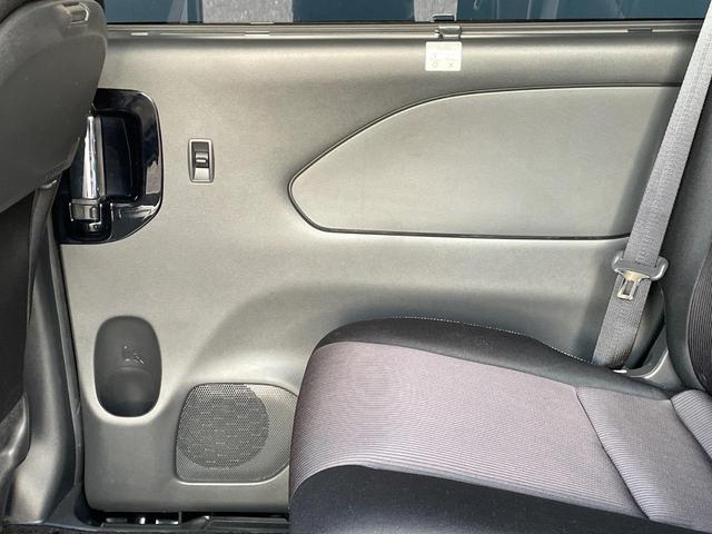 セレナ ハイウェイスター プロパイロットエディション 両側電動ドア 純正SDナビ バックカメラ 衝突被害軽減システム 禁煙車 ドラレコ コーナーセンサー スマートキー LEDヘッド ビルトインETC 純正16インチアルミ 車線逸脱警報 オートライト(57枚目)