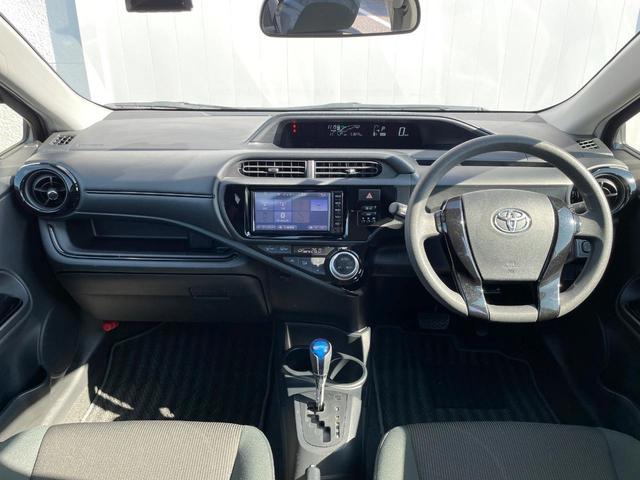 アクア Ｓスタイルブラック　純正ＳＤナビ　バックカメラ　衝突被害軽減システム　禁煙車　ドラレコ　スマートキー　ビルトインＥＴＣ　純正１５インチアルミ　車線逸脱警報　オートライト　オートエアコン　Ｂｌｕｅｔｏｏｔｈ　ＣＤ　地デジ（2枚目）