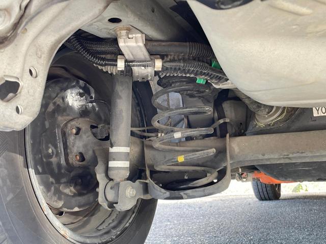 アクア Ｓスタイルブラック　純正ＳＤナビ　バックカメラ　衝突被害軽減システム　禁煙車　ドラレコ　スマートキー　ビルトインＥＴＣ　純正１５インチアルミ　車線逸脱警報　オートライト　オートエアコン　Ｂｌｕｅｔｏｏｔｈ　ＣＤ　地デジ（53枚目）