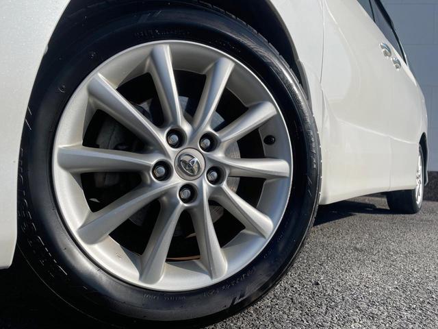 エスティマ ２．４アエラス　Ｇエディション　両側パワースライドドア　バックカメラ　禁煙車　スマートキー　ＨＩＤヘッド　クルーズコントロール　純正１７インチアルミ　オートライト　オートエアコン　ＣＤ　ＤＶＤ再生　地デジ　ウッドコンビステアリング（14枚目）