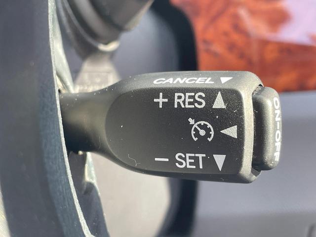 エスティマ ２．４アエラス　Ｇエディション　両側パワースライドドア　バックカメラ　禁煙車　スマートキー　ＨＩＤヘッド　クルーズコントロール　純正１７インチアルミ　オートライト　オートエアコン　ＣＤ　ＤＶＤ再生　地デジ　ウッドコンビステアリング（38枚目）