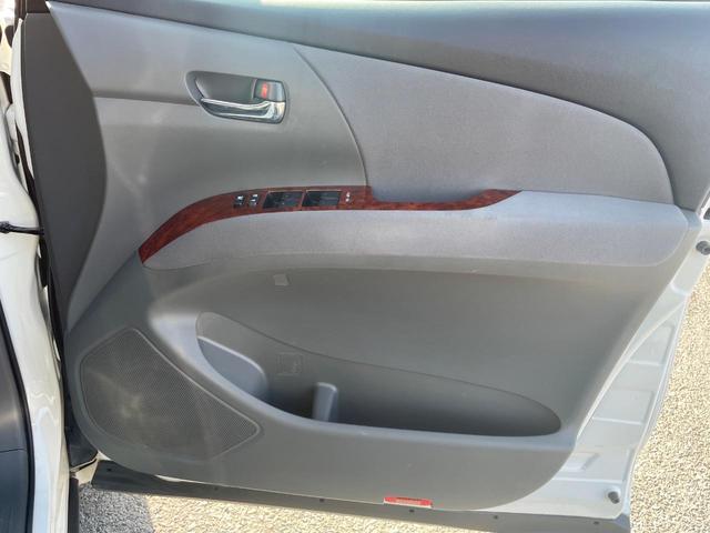 エスティマ ２．４アエラス　Ｇエディション　両側パワースライドドア　バックカメラ　禁煙車　スマートキー　ＨＩＤヘッド　クルーズコントロール　純正１７インチアルミ　オートライト　オートエアコン　ＣＤ　ＤＶＤ再生　地デジ　ウッドコンビステアリング（52枚目）