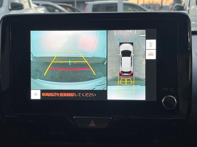 ヤリスクロス ハイブリッドZ 禁煙車 全周囲カメラ トヨタセーフティセンス レーダークルーズ ハーフレザーシート ドラレコ コーナーセンサー LEDヘッド ビルトインETC 純正18インチアルミ オートライト デュアルエアコン(5枚目)