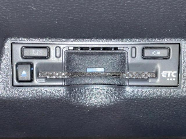 ヤリスクロス ハイブリッドZ 禁煙車 全周囲カメラ トヨタセーフティセンス レーダークルーズ ハーフレザーシート ドラレコ コーナーセンサー LEDヘッド ビルトインETC 純正18インチアルミ オートライト デュアルエアコン(7枚目)